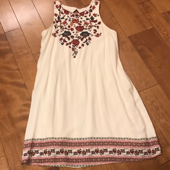 Dresses & Skirts - Dress